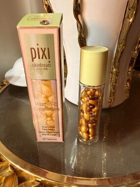 Pixi Vitamin-C CapsuleCare Serum - 30 Gold Capsules